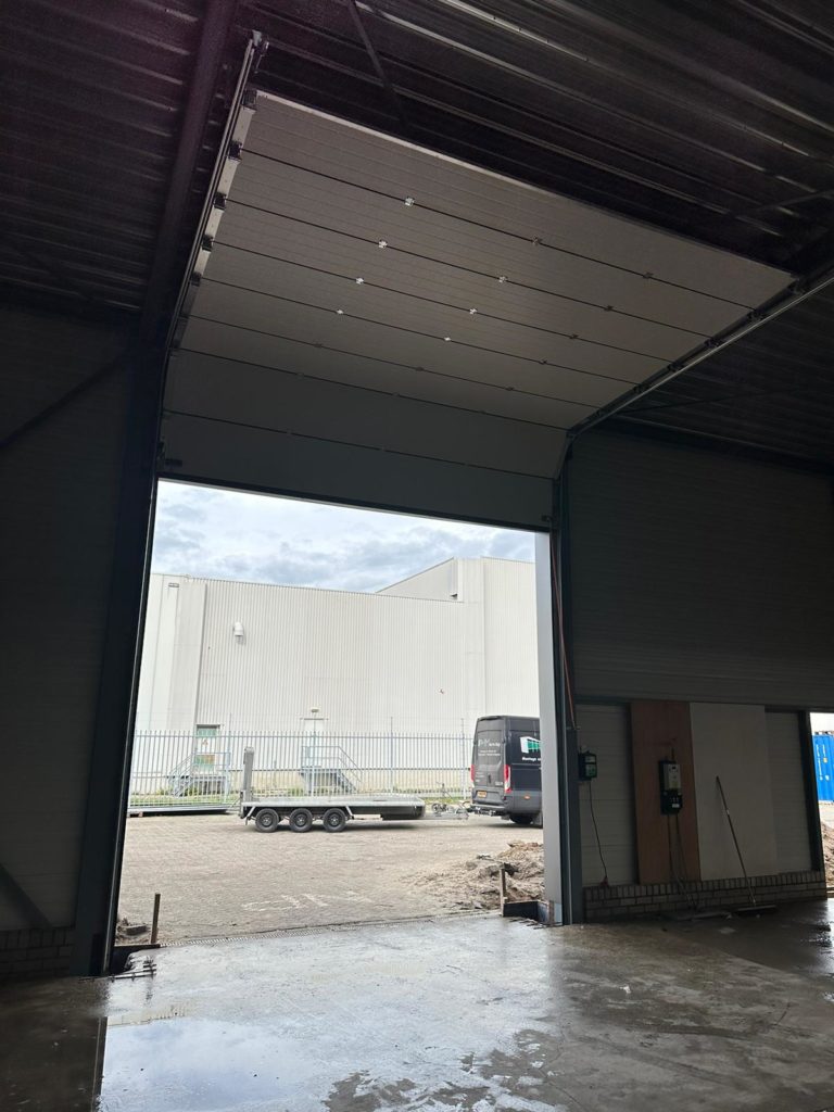 2 x overheaddeur High Lift